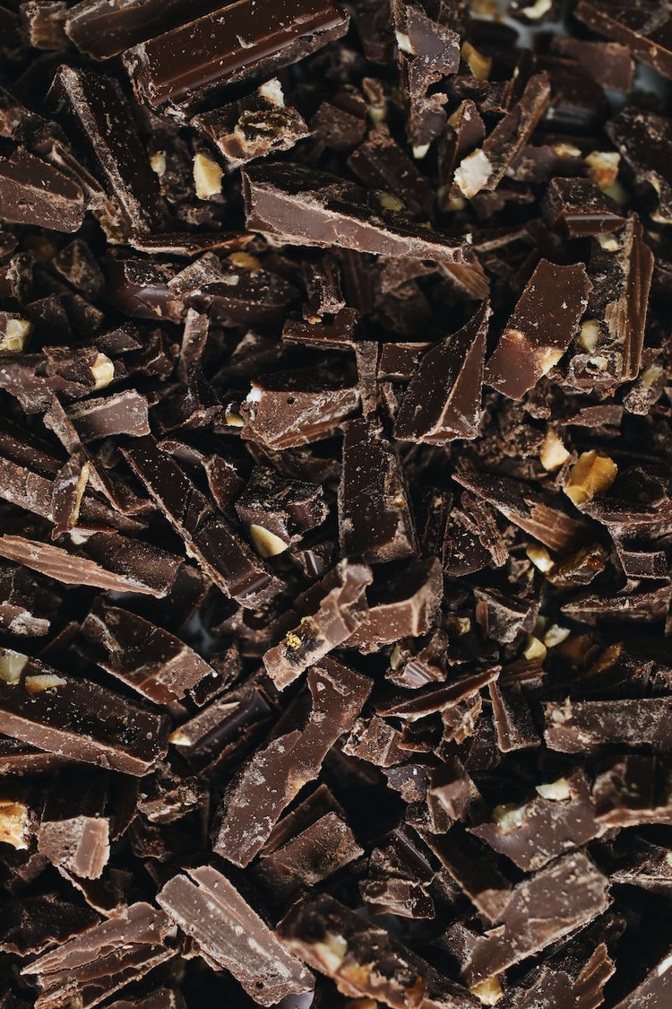 Chocolate Bark Recipe - Dark Chocolate Bark with Walnuts